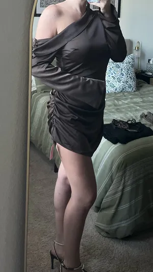 Pretty Little Thing Brown Dress thumbnail 3