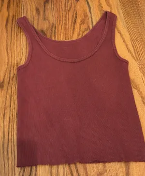 Brandy Melville Tank Cropped Red thumbnail 1