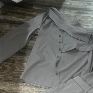 SHEIN Gray Off-Shoulder Pantsuit thumbnail 3