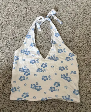 Hollister Halter Top thumbnail 1