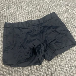 Theory Navy Wool Blend‎ Micro Shorts Size 2 thumbnail 3