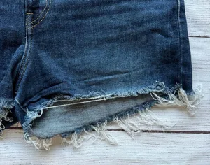 Levi Ultra High Rise Shorts Sz 29 thumbnail 2