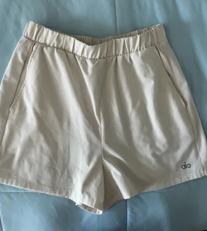 alo shorts size xs cream thumbnail 1