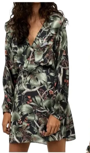 Johanna Ortiz‎ X H&M Dress Women Medium Green Tropical Floral Flounce Mini NWT thumbnail 1