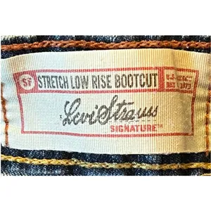 Levi's Levi‎ Strauss Signature Women's Stretch Low Rise Bootcut Size Misses 6 Short thumbnail 3