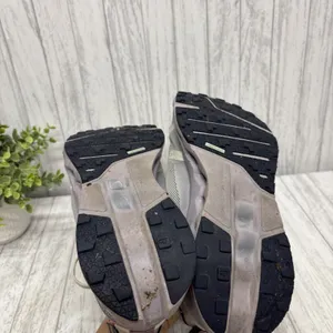 Womens Size 10 Oncloud Cloud surfer Sneakers thumbnail 6