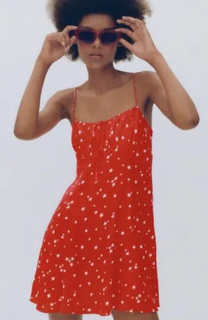Dress thumbnail 1