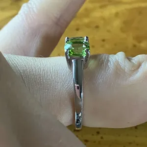 Natural Peridot Sterling Silver Ring Size 6 thumbnail 3