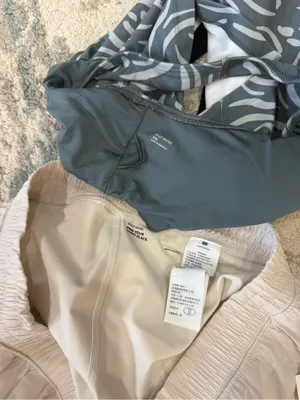 Hollister Gilly Hicks Athletic Set Blue Print Sports Bra & White Shorts XXL thumbnail 5