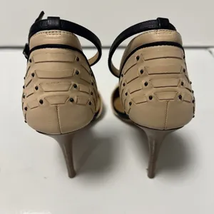 L.A.M.B. Gwen Stefani Leather Studded Stiletto Heels Pointed Nude Black Size 5.5 thumbnail 5