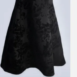 NWT PROSECCO Floral Velvet One Shoulder Black A Line Dress SZ-8 thumbnail 5
