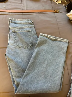 Old Navy Wide Leg Jeans thumbnail 4
