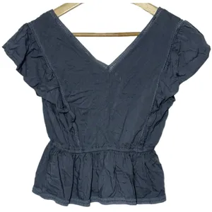 NEW Abercrombie & Fitch Navy Blue Lace V-Neck Peplum Babydoll Blouse Top Size XS thumbnail 3
