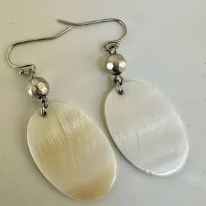 Mother of Pearl oval drop earrings thumbnail 4