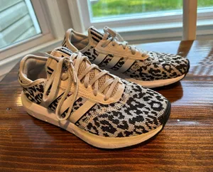 Adidas Swift Runs thumbnail 1
