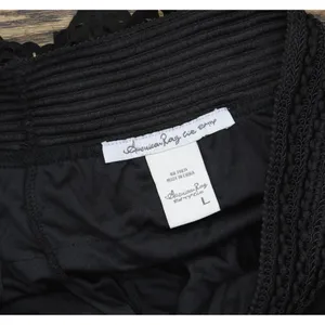 NWT American Rag Cie Laser-Cut Faux-Suede Eyelet Cropped Shorts Classic Black L thumbnail 4