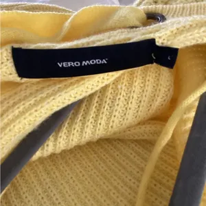 Vero Moda Yellow Crew Neck Sweater thumbnail 3