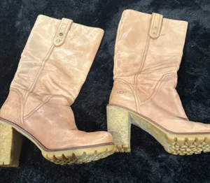 UGG Brown Leather "Josie" Pull On Boots - S/N 1001643 - US 7 EU 38 thumbnail 1