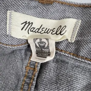Madewell LOW-RISE SUPERWIDE-LEG Frayed Crop Jeans thumbnail 4