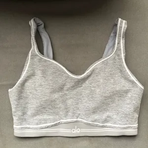 Alo Yoga Alosoft Heart Throb Bra Athletic Heather Grey/White L thumbnail 3