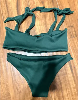 Romwe Bikini Set Green thumbnail 2