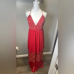 Free People x Fame Women's Kayla Maxi Gown Red Pleated Sunflowers Size 6‎ thumbnail 2
