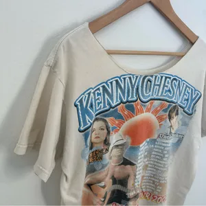 Vintage Kenny Chesney Off the Shoulder T-shirt thumbnail 6