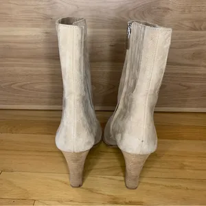 Steve Madden Rickki Suede Cream Pointed Toe Booties - Size 8 thumbnail 3