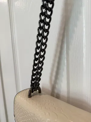 Cream Textured Shoulder Bag with Gunmetal Chai thumbnail 3