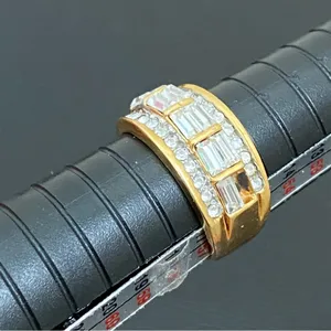 Vintage Unsigned Gold-tone Clear CZ Stones Fashion Row Ring Size 8 thumbnail 11