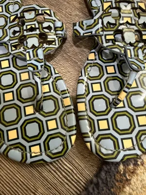 Tory Burch Flip-Flop Sandals thumbnail 2
