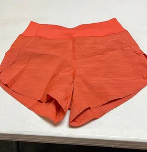 Athleta Run With It Shorts 3.5" Textured thumbnail 1