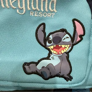 DISNEY Parks Disneyland Stitch Crossbody/Fanny Pack Belt Convertible Bag NEW thumbnail 14