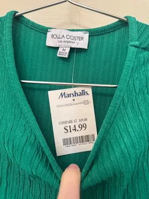 Green Dress Size M thumbnail 5