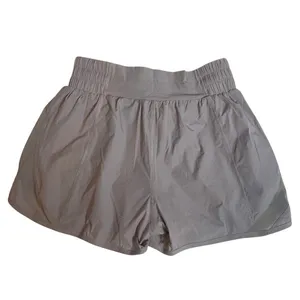Balance Athletica Vista Gray Athletic Shorts Womens Size M Side Slit High Waist‎ thumbnail 3