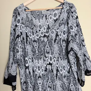 Avenue Blouse 30/32 Black White Whimsigoth Rhinestone Pleated Bell Sleeve Tunic thumbnail 11
