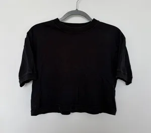 Cropped shirt thumbnail 1