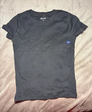 Hollister Top thumbnail 1