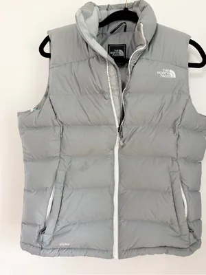 Womans North Face Usa Size Medium Nuptse 2 Down Vest 700 Series Grey thumbnail 1