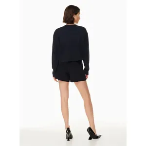 ✨Aritzia Babaton Pleated Mid-Thigh Black Sz 4 Shorts✨ thumbnail 5