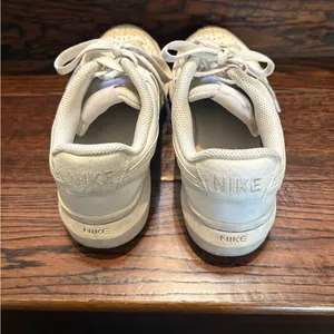 Nike Women's Air Force 1 Platform Sneaker Shoes in size 6 thumbnail 3