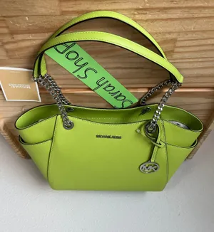 Michael Kors Purse thumbnail 5