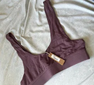 SKIMS Bralette thumbnail 1