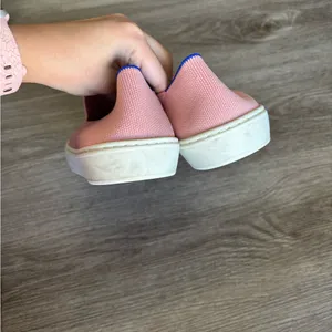 rothy’s RETIRED RARE the sneaker coral pink slip-on shoes limited edition 8 thumbnail 8
