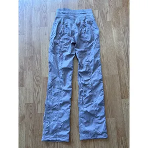 Lululemon Dance Studio Mid-Rise Pant *Regular in Twilight Rose Size 0 thumbnail 6