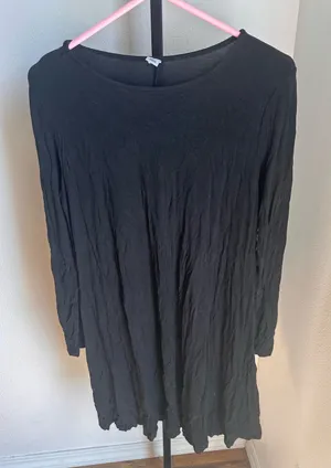 Old navy medium dress thumbnail 1