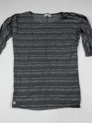 Athleta Womens XXS Gray Metallic Lurex Stripe 3/4 Sleeve Stretch Top 930305 thumbnail 1