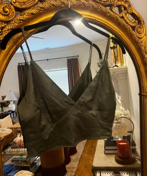 Abercrombie Cropped Camisole thumbnail 1