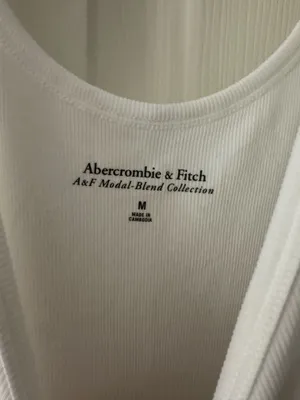 abercrombie and fitch tank thumbnail 2