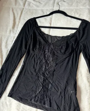 Black Long Sleeve Lace Mesh Top thumbnail 1